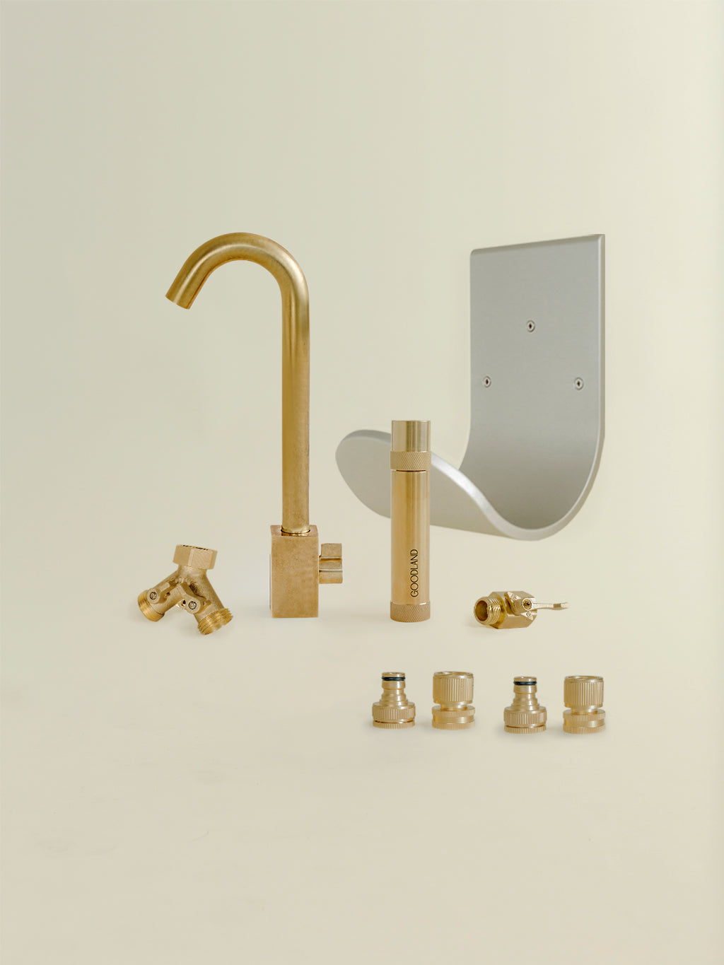 Complete outdoor setup kit to go with garden hose