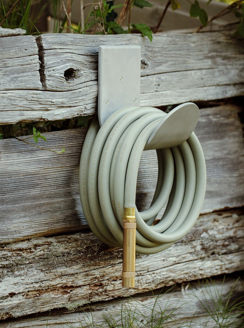 hose hanger in aluminum