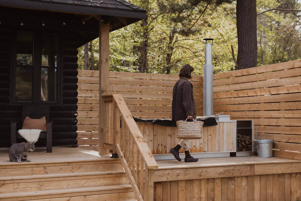 rectangular hot tub