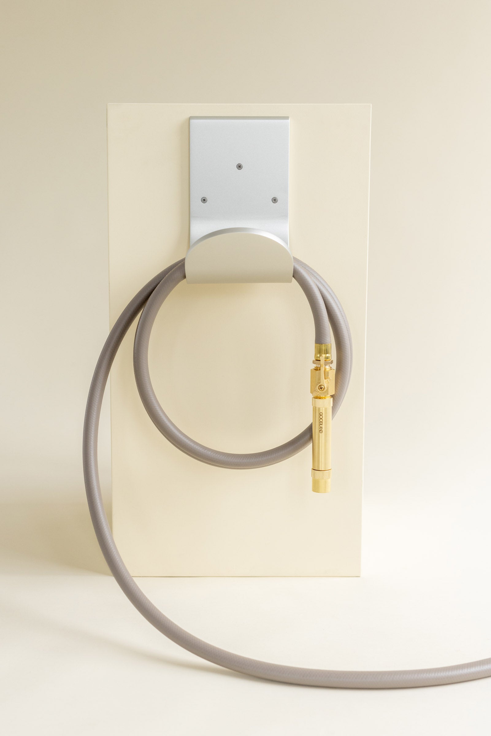 hose hanger and garden hose