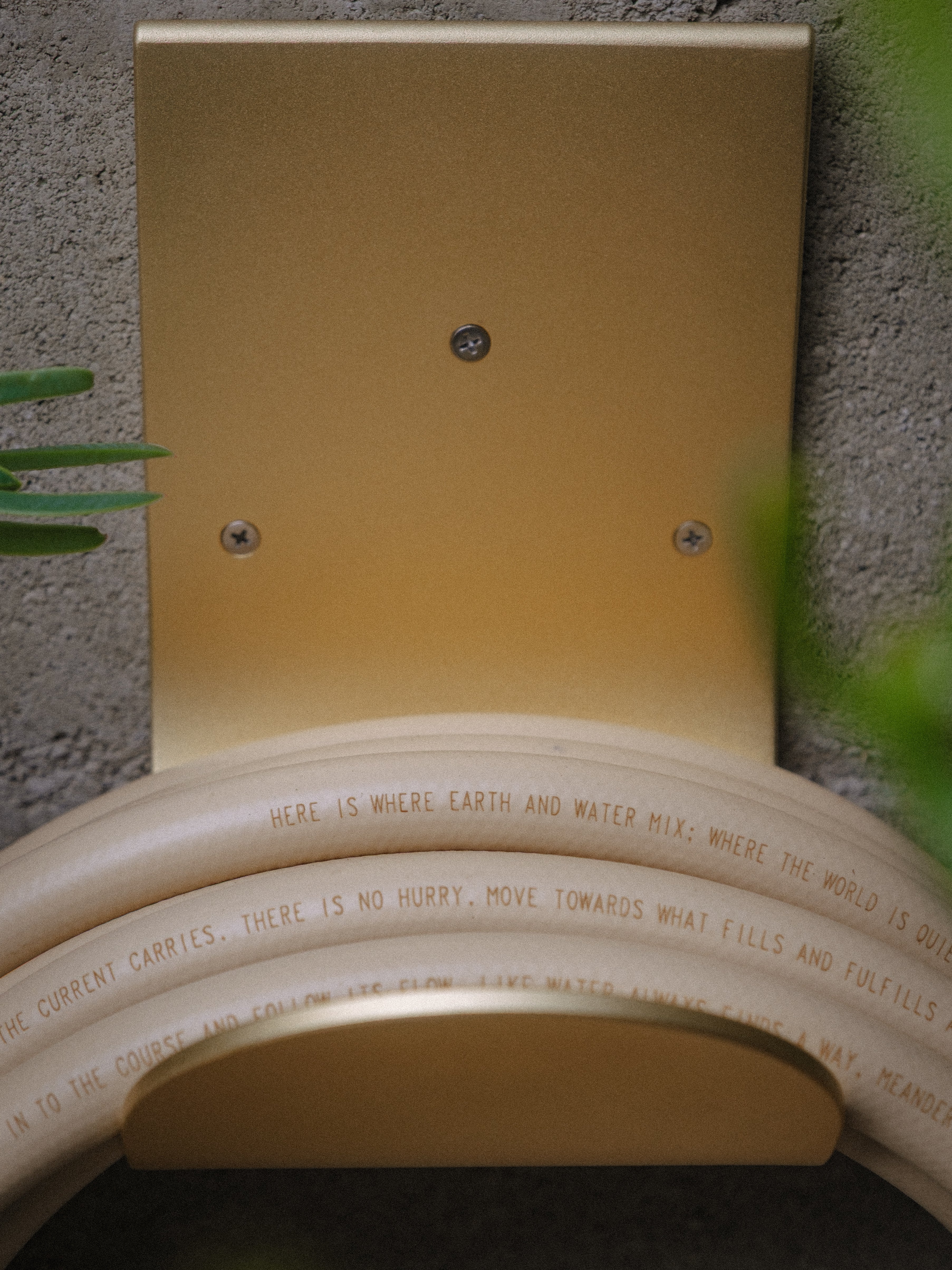 brass garden hose hook 