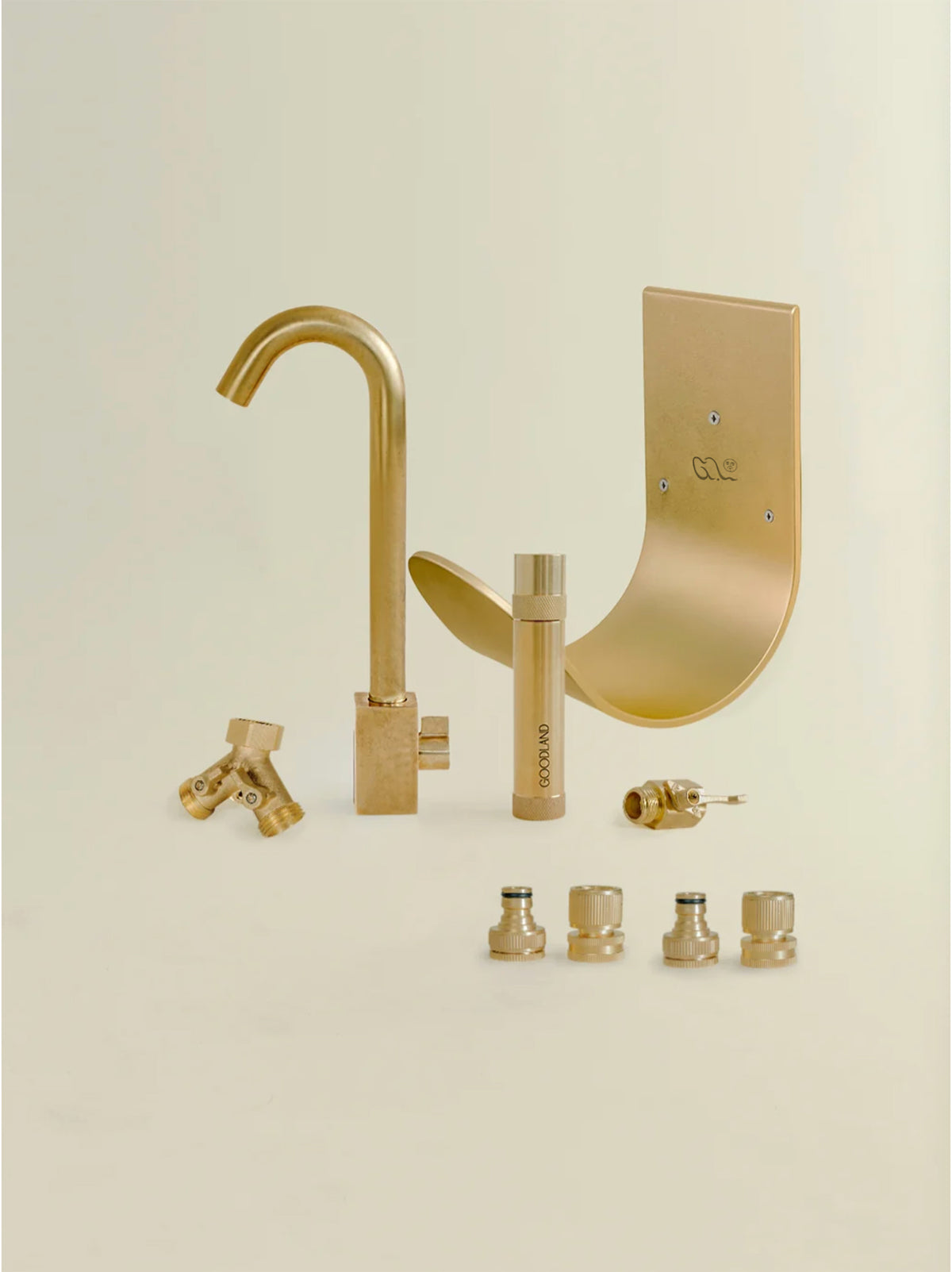 Complete Outdoor Kit to go with garden hose in matching brass #color_raw_brass