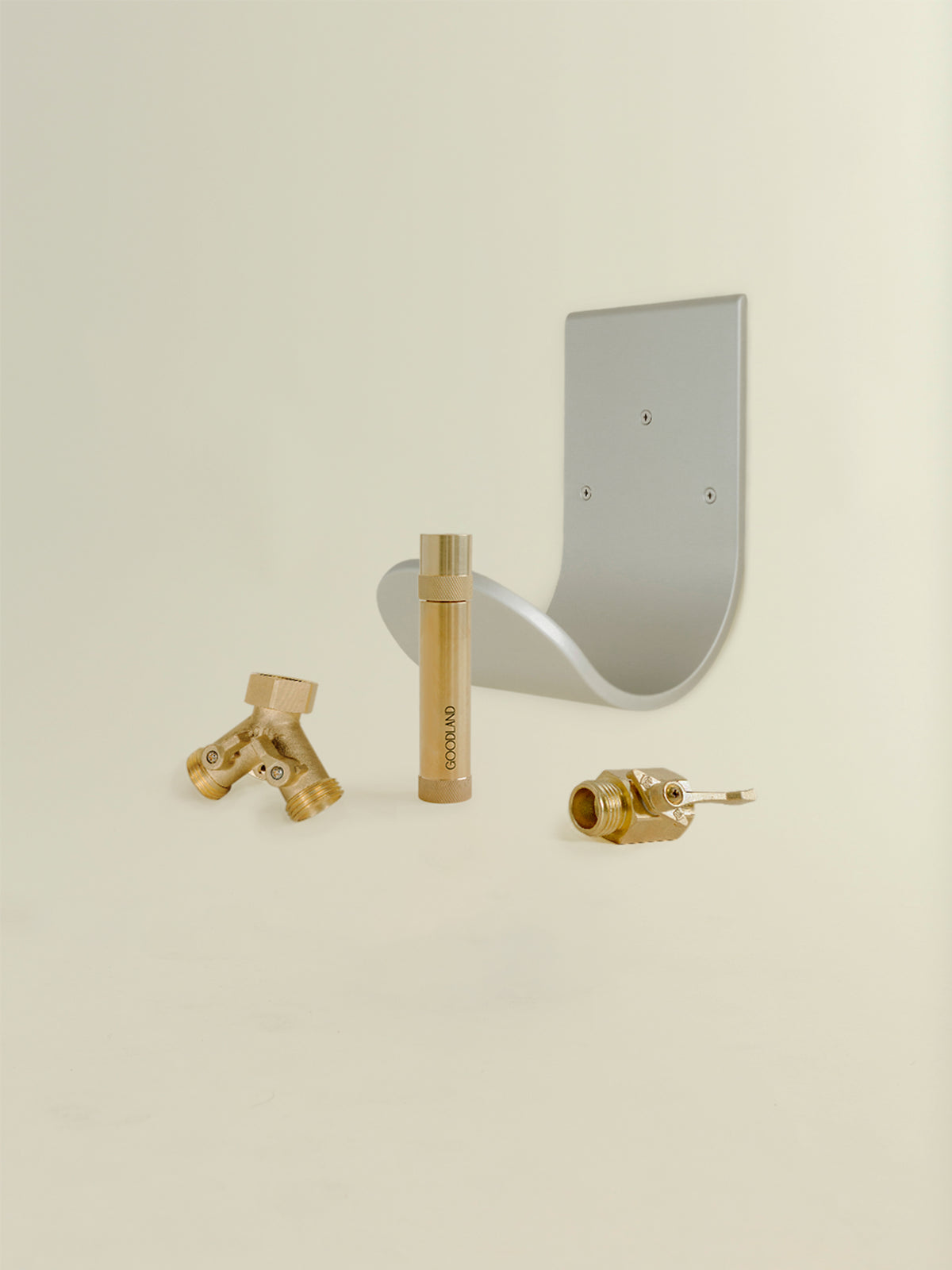 #Hose-Hanger_Natural-Aluminum+Nozzle_Brass-Hose-Nozzle