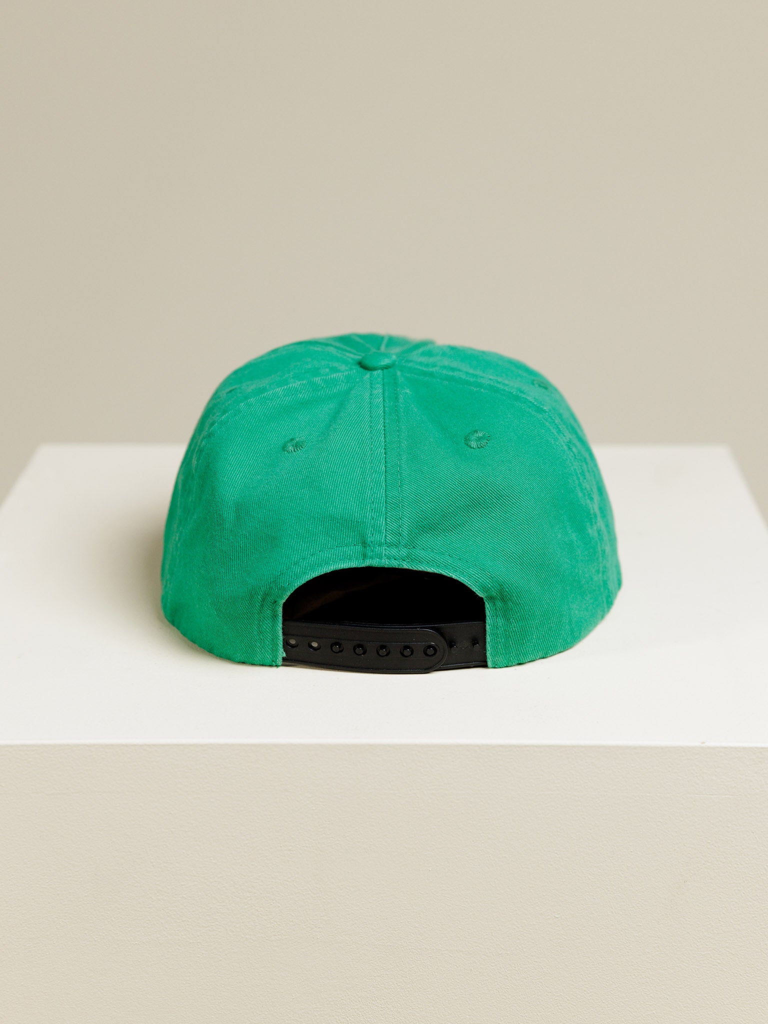 Adjustable cotton green baseball cap