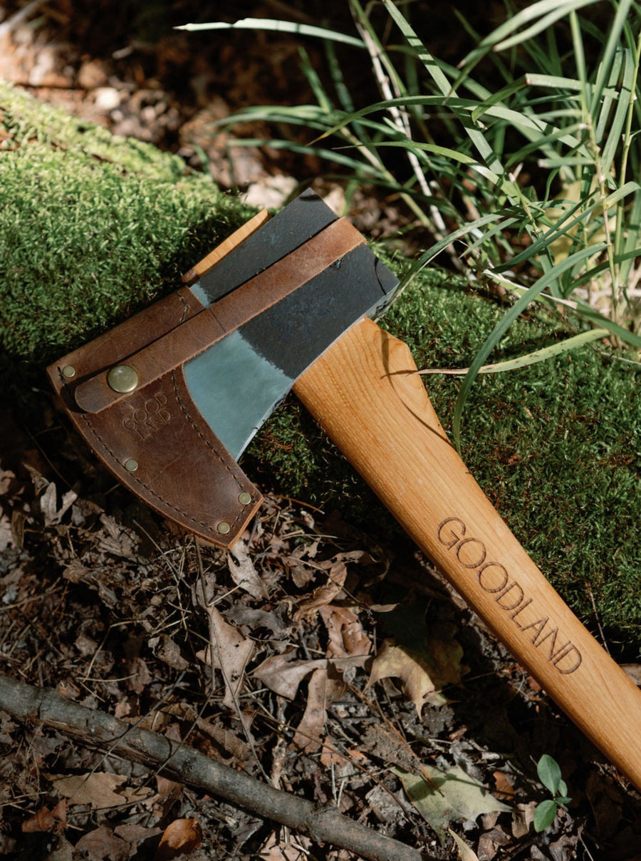 wood splitting axe with leather sheath